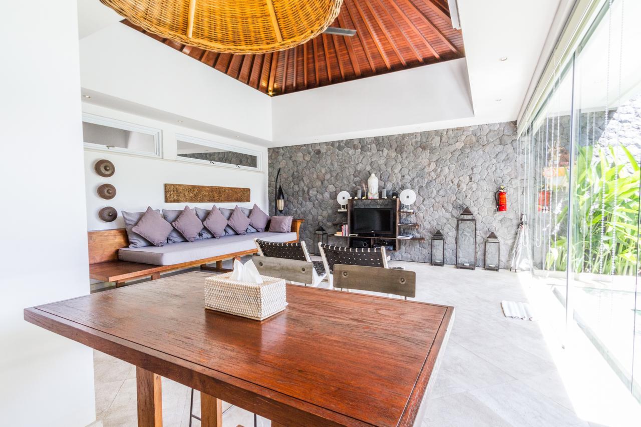 Vishuddha Ajna Villa - Outstanding 2 Bdr Villa - Great Location! Seminyak  Bagian luar foto