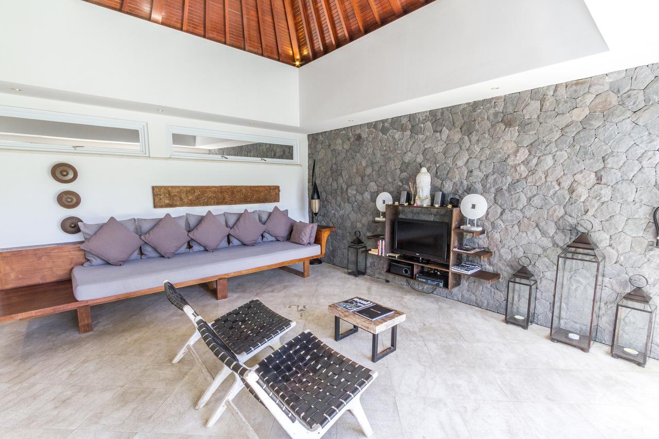 Vishuddha Ajna Villa - Outstanding 2 Bdr Villa - Great Location! Seminyak  Bagian luar foto