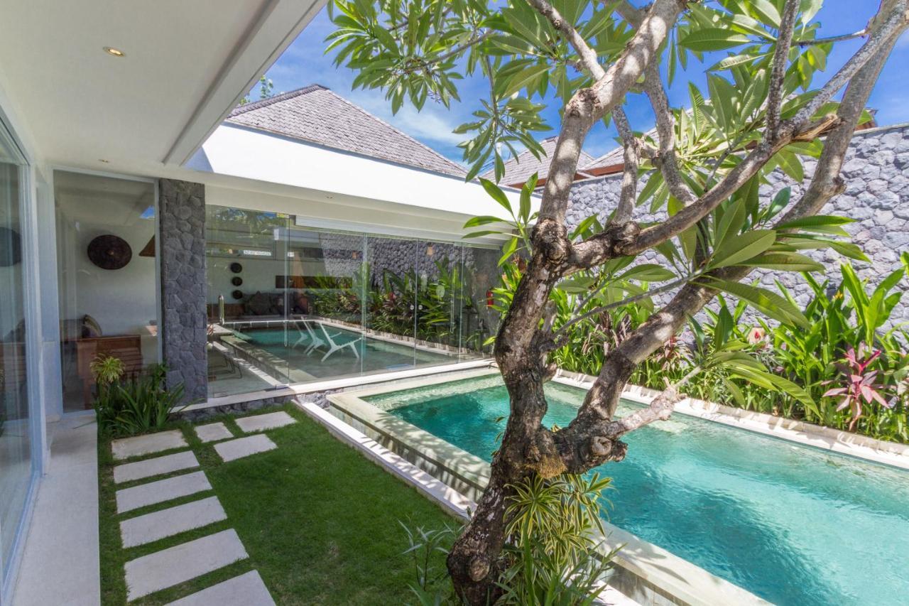 Vishuddha Ajna Villa - Outstanding 2 Bdr Villa - Great Location! Seminyak  Bagian luar foto