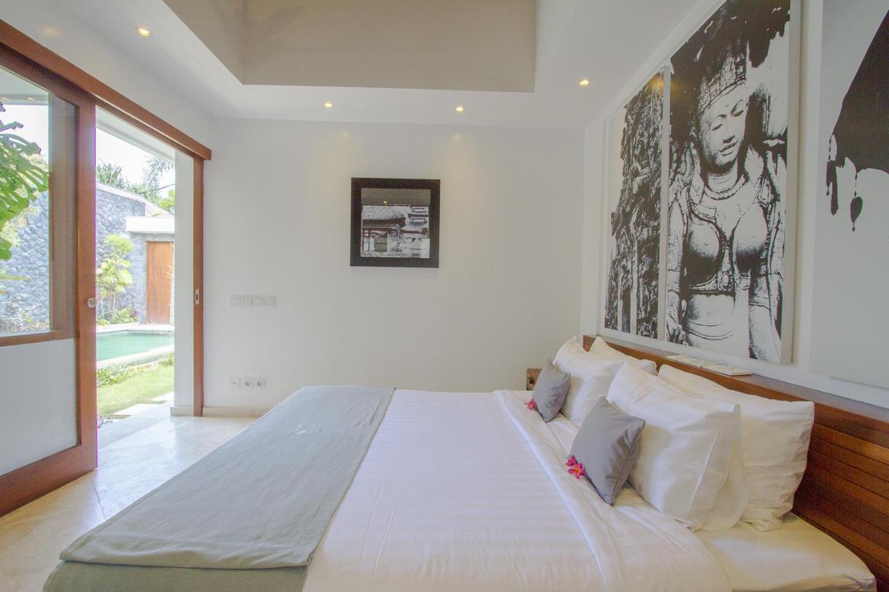 Vishuddha Ajna Villa - Outstanding 2 Bdr Villa - Great Location! Seminyak  Bagian luar foto