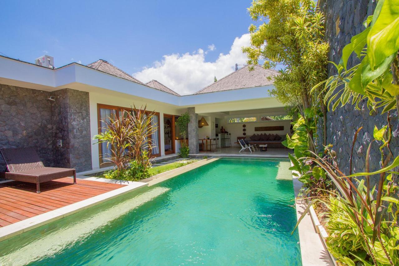 Vishuddha Ajna Villa - Outstanding 2 Bdr Villa - Great Location! Seminyak  Bagian luar foto