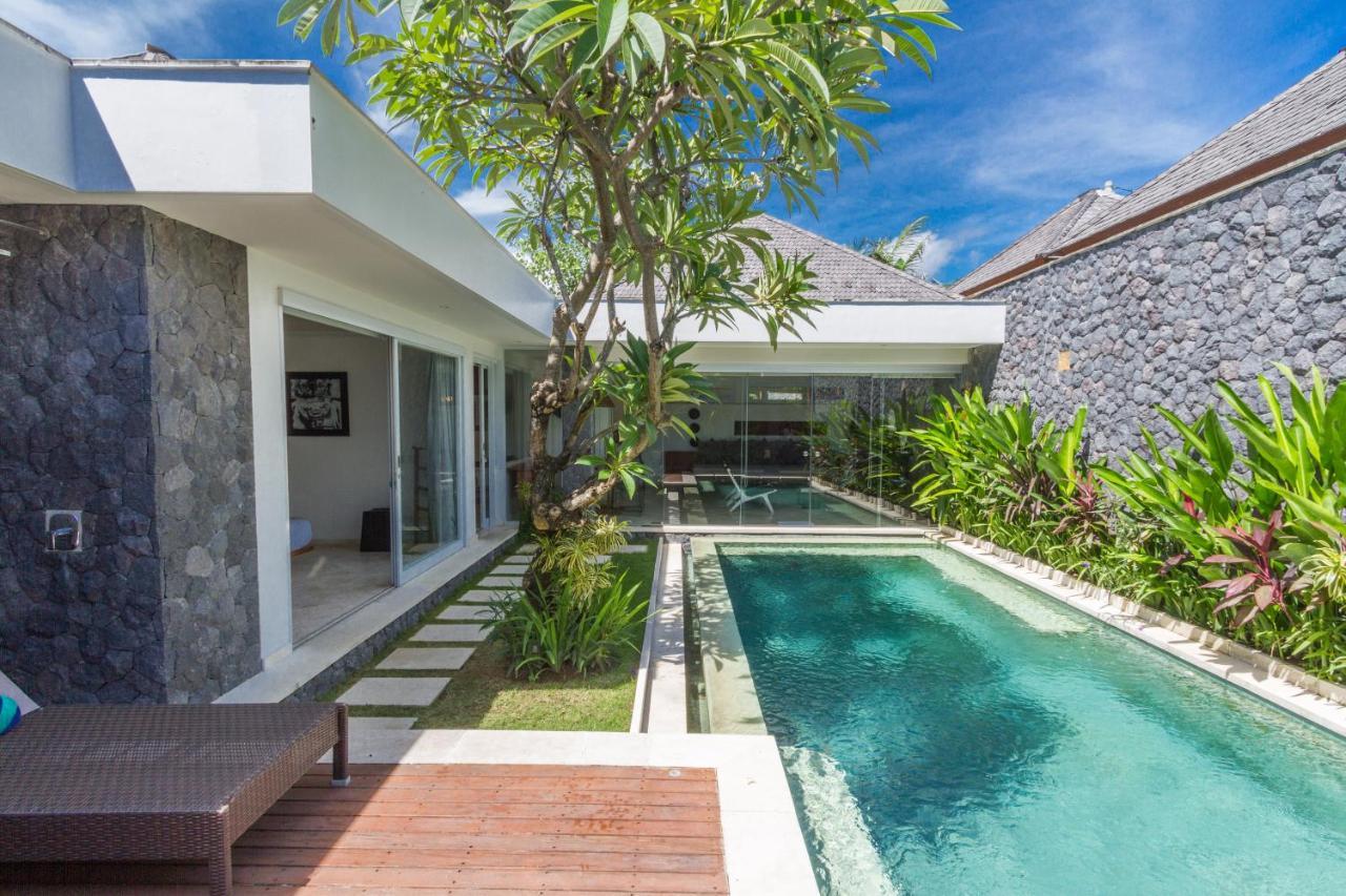 Vishuddha Ajna Villa - Outstanding 2 Bdr Villa - Great Location! Seminyak  Bagian luar foto